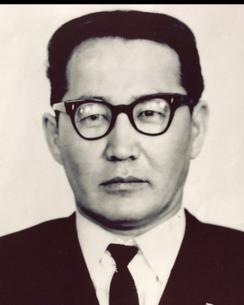 Максанов Сергей Алексеевич