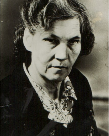 Левашова (Иванова) Александра Ивановна